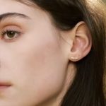 BAR STUD EARRINGS - Image 2